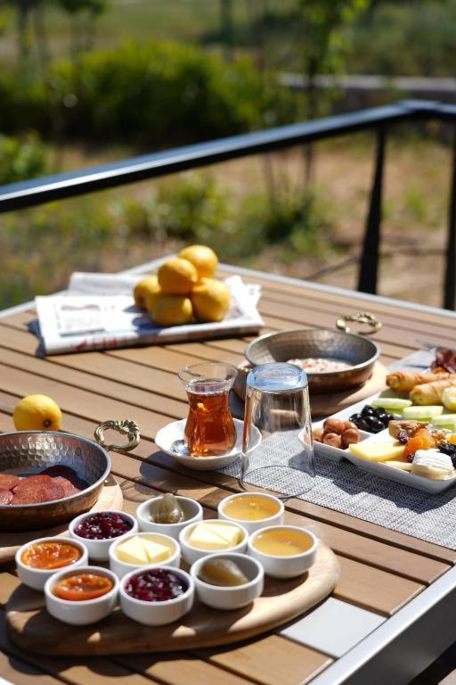 Hotel Tiny Town Kuyucak Karaburun  Zewnętrze zdjęcie