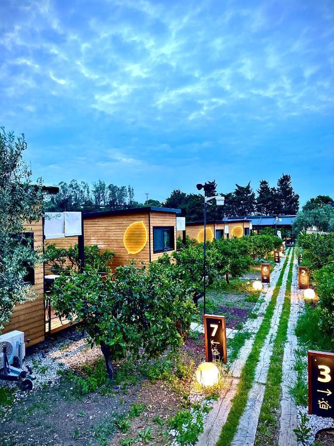 Hotel Tiny Town Kuyucak Karaburun  Zewnętrze zdjęcie